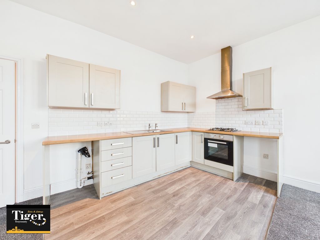 Property photo 1 of 9 Cam03440G0-Pr0469-Still008