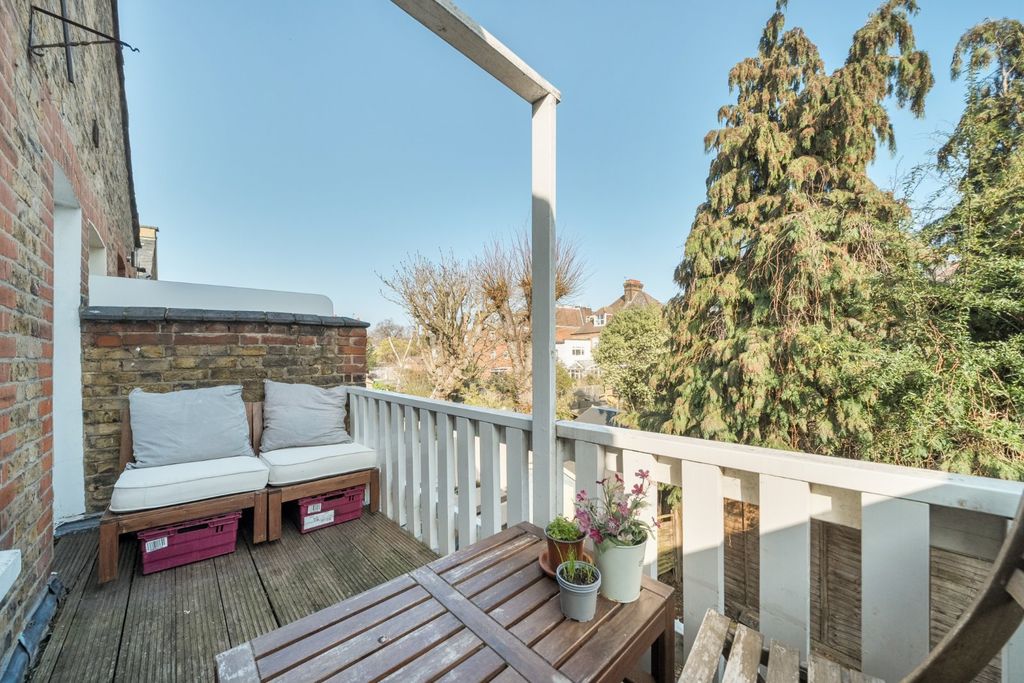 Property photo 2 of 7 Picture No. 06