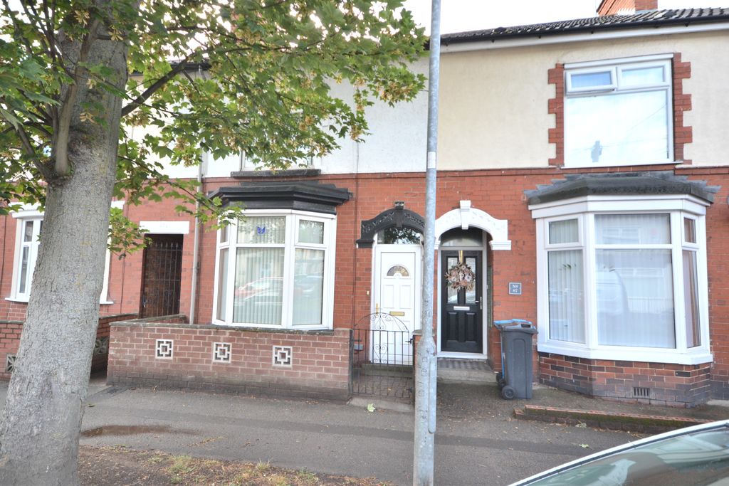 Property photo 1 of 12