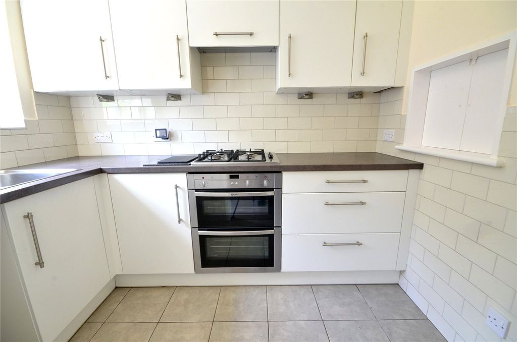 Property photo 2 of 20 Kitchen