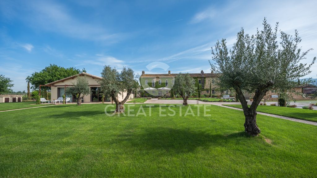 Property photo 3 of 131 Exteriors