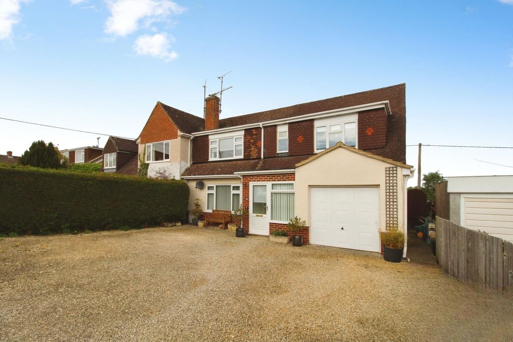 Property photo 1 of 26