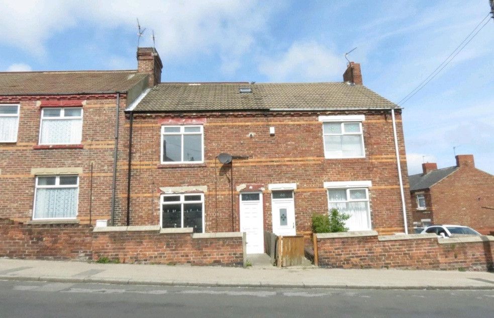 Property photo 1 of 11