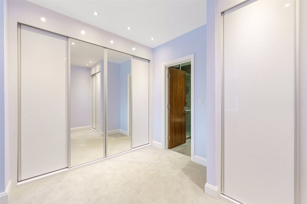 Additional image 13 of 2 bed flat for saleMarine Parade, Worthing, West Sussex BN11