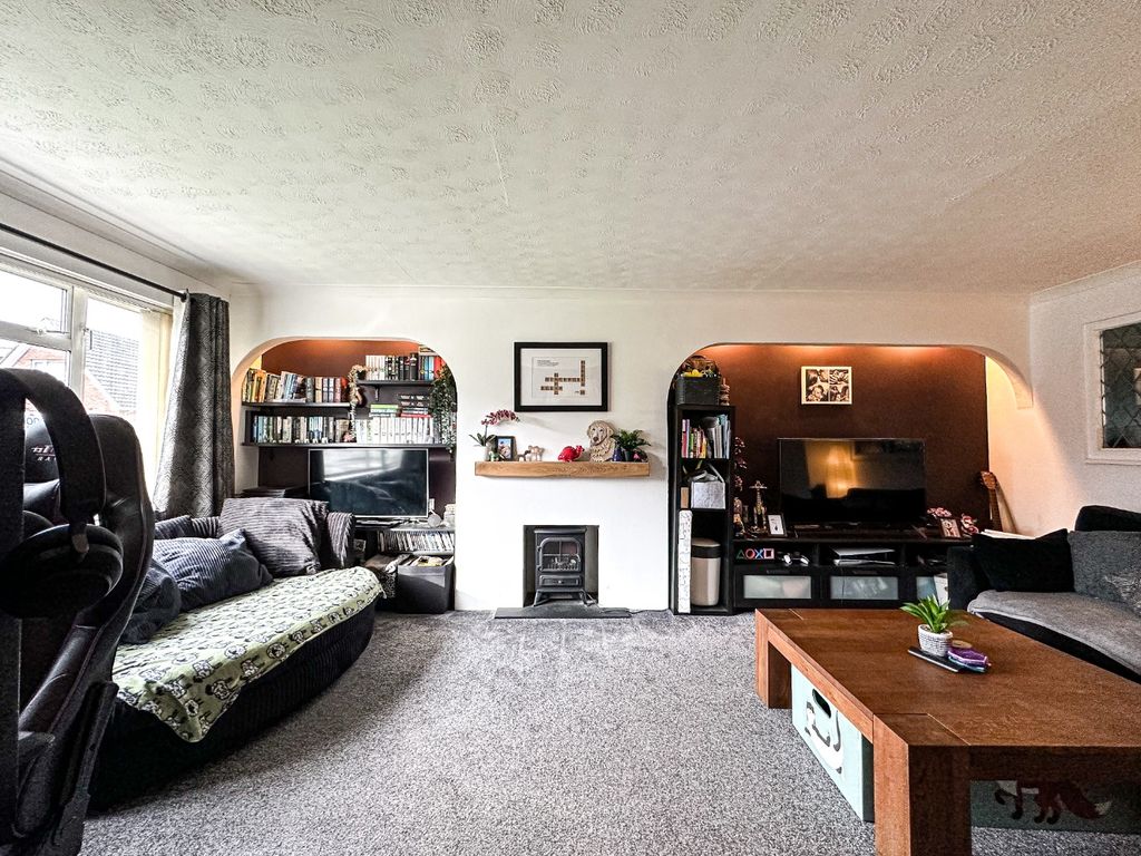 Property photo 3 of 20 48036511