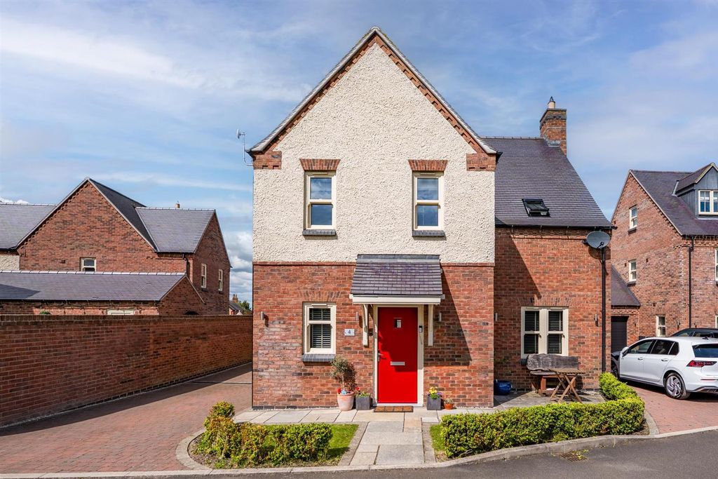 Property photo 1 of 22 4 Woodview Paddock-5.Jpg