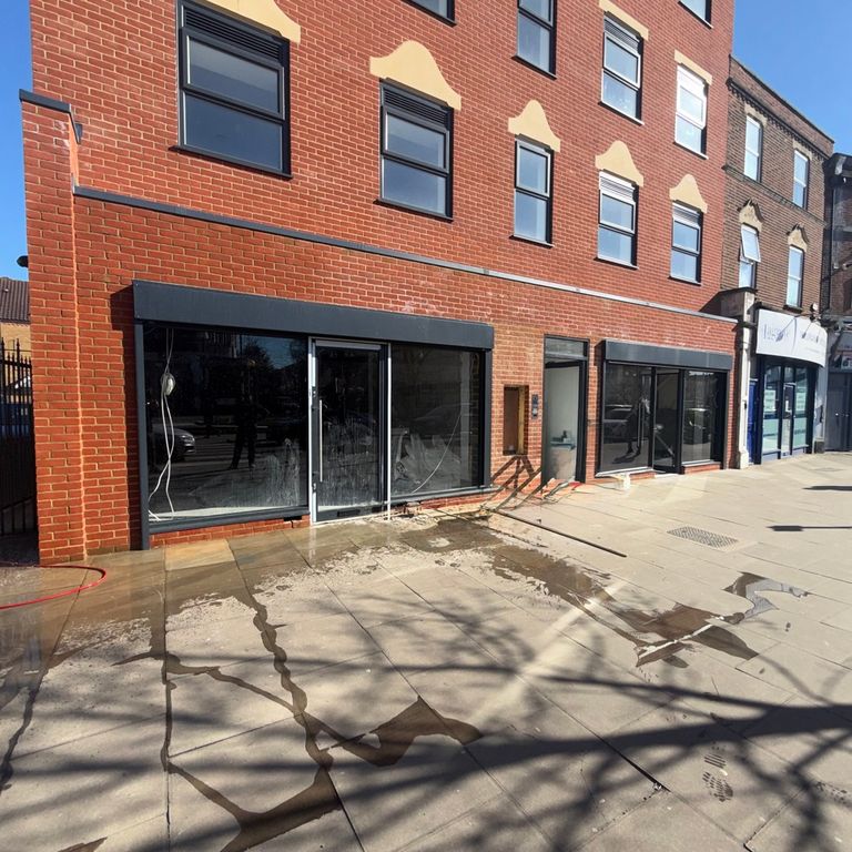 Property photo 3 of 5 Photo 4