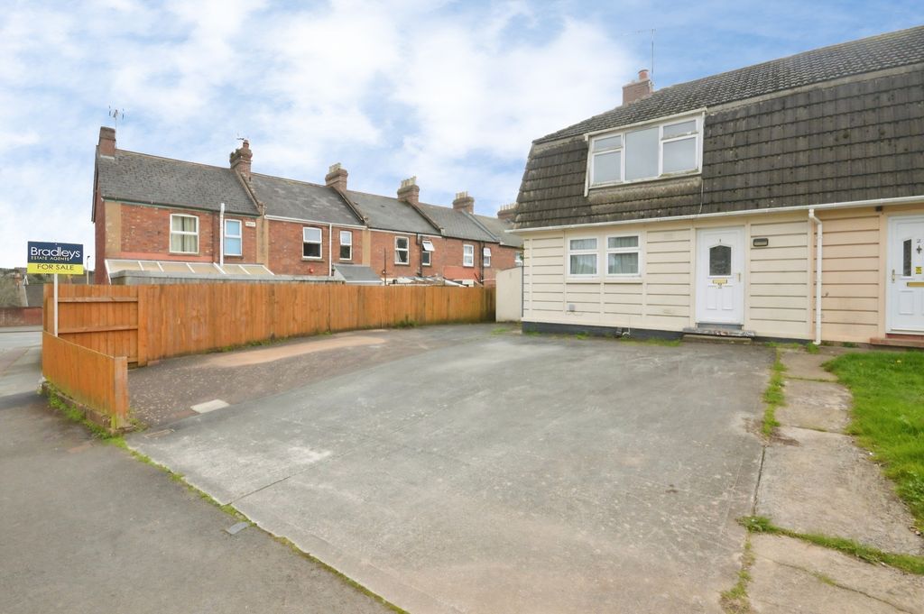 Property photo 1 of 20 Picture No. 35