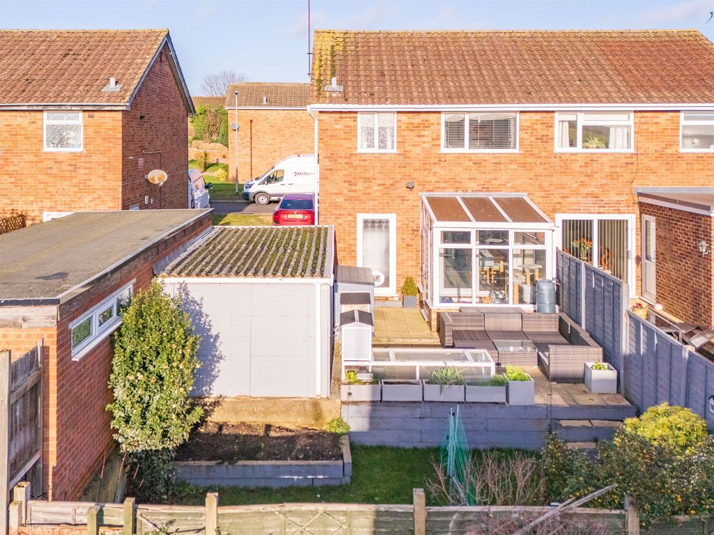 Property photo 3 of 13