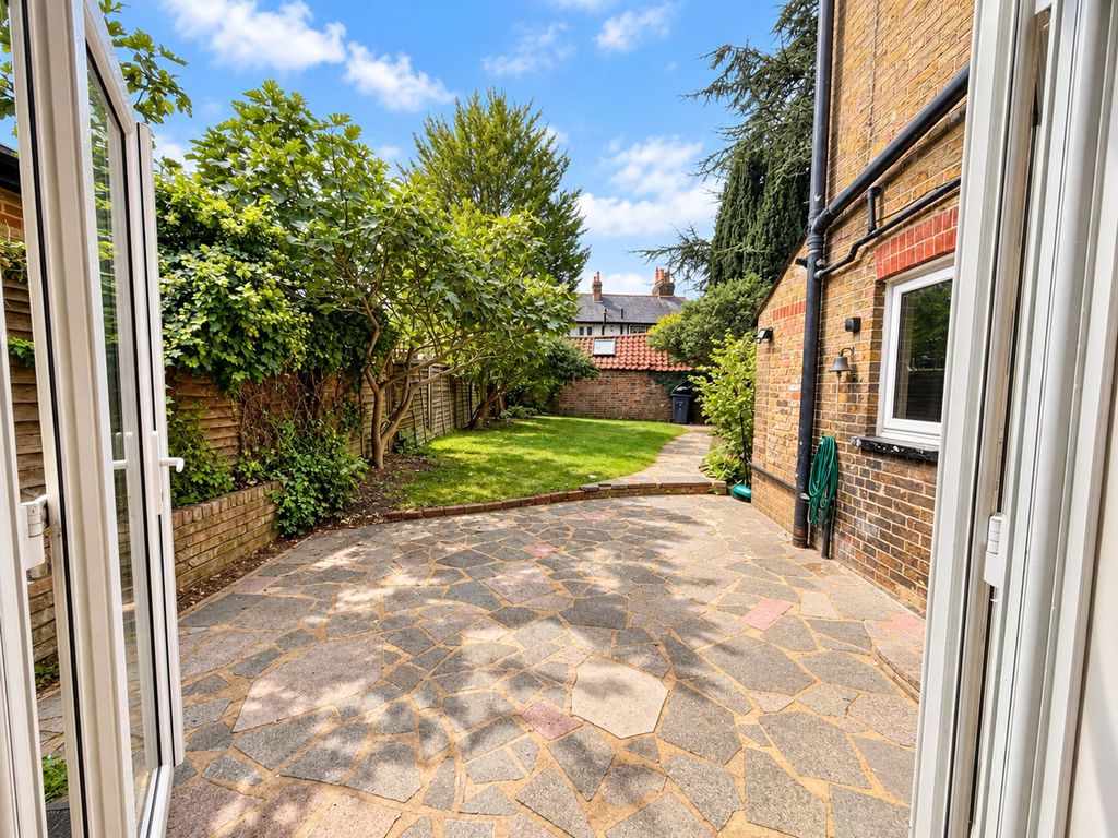 Property photo 3 of 16