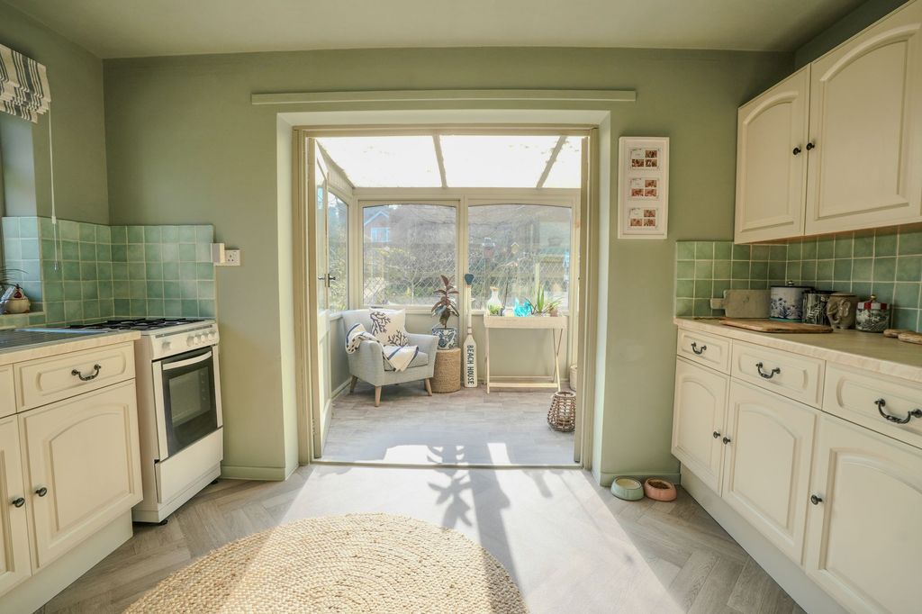 Property photo 3 of 26