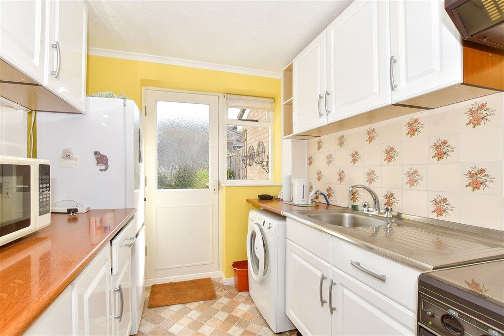 Property photo 2 of 13 Kitchen