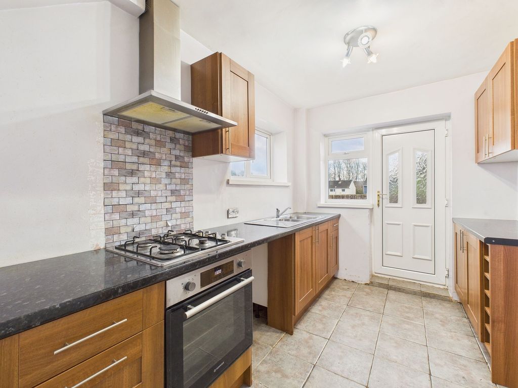 Property photo 2 of 9 Kitchen