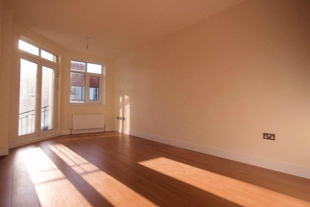 Property photo 2 of 4 Reception Room