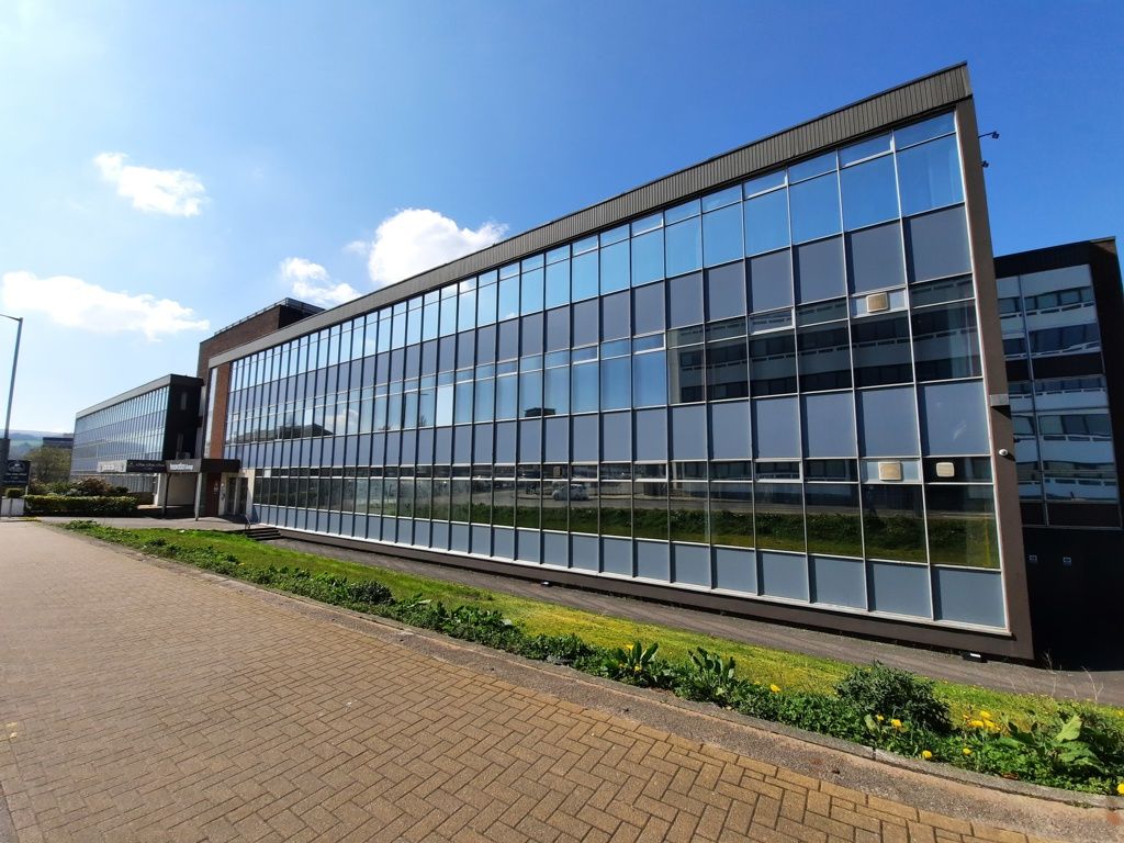 Property photo 3 of 12 Photo 13