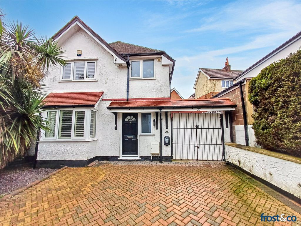 Property photo 1 of 20 Vale Road