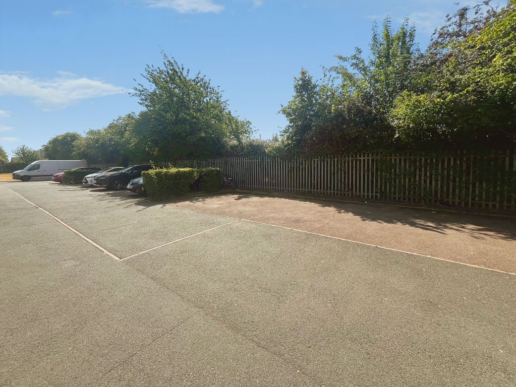 Property photo 3 of 11 Pbox-Img.Jpg