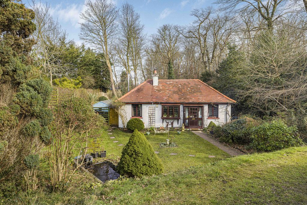 Property photo 1 of 18
