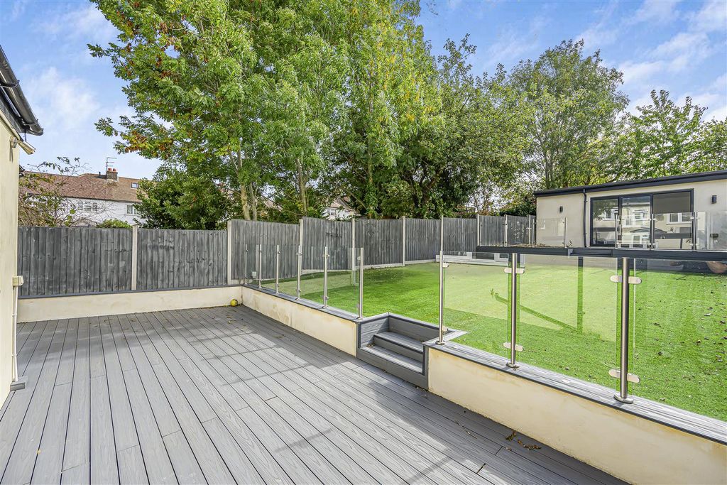 Property photo 3 of 34 3