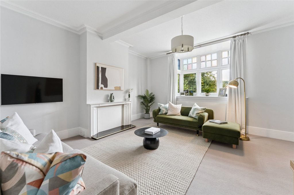 Property photo 2 of 16 Picture No. 22