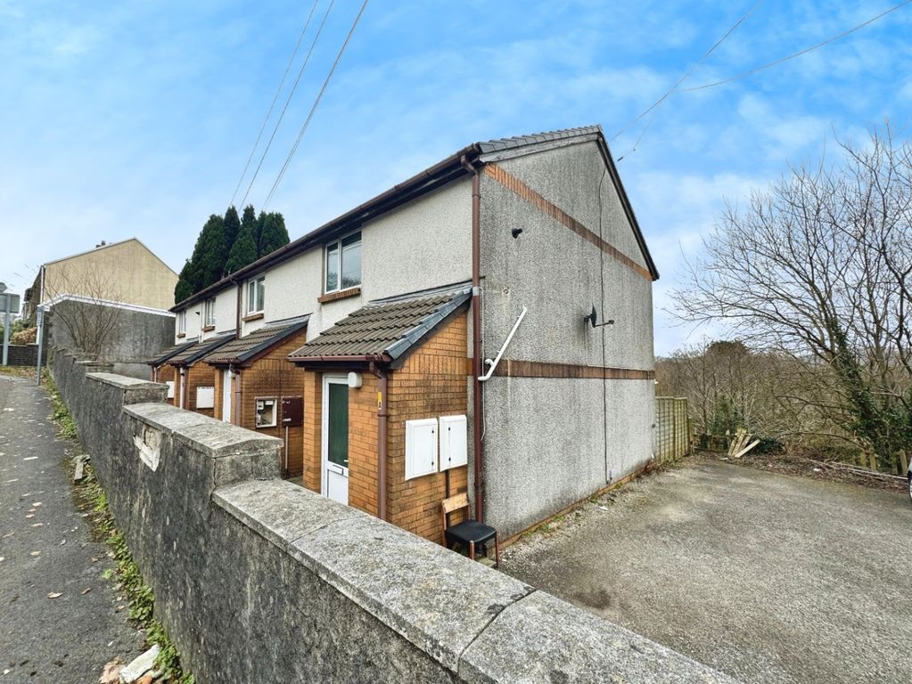 Property photo 1 of 11 3942501