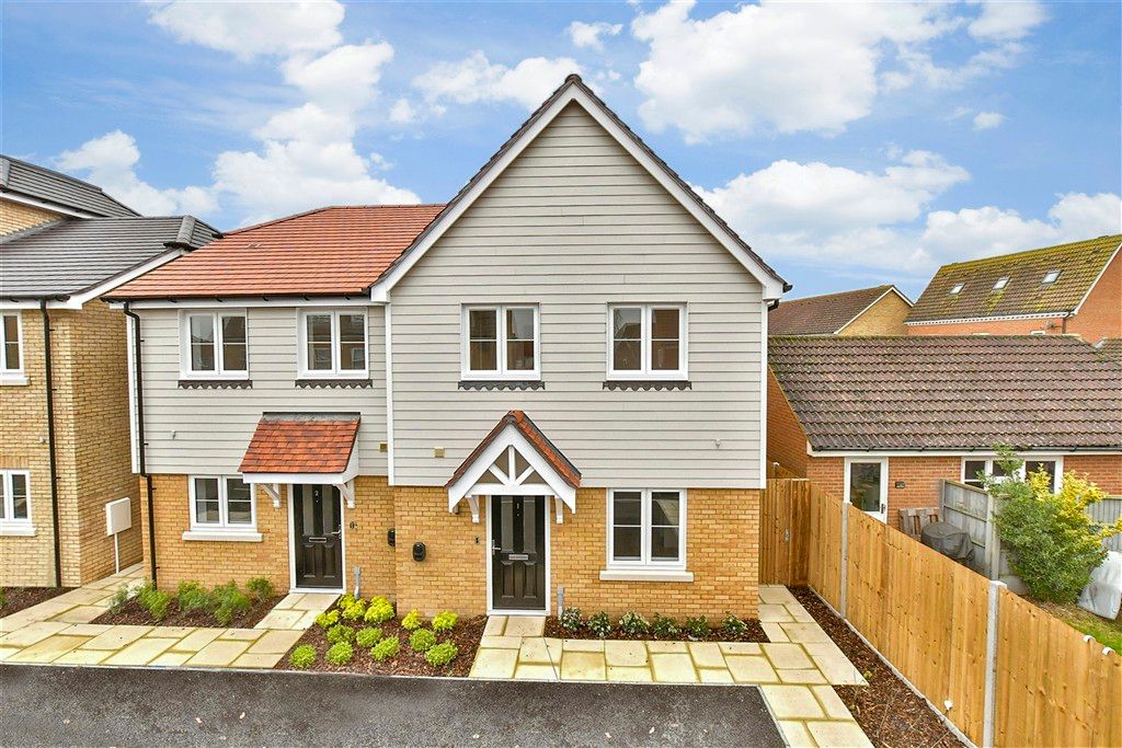 Property photo 1 of 11 Front (Web)