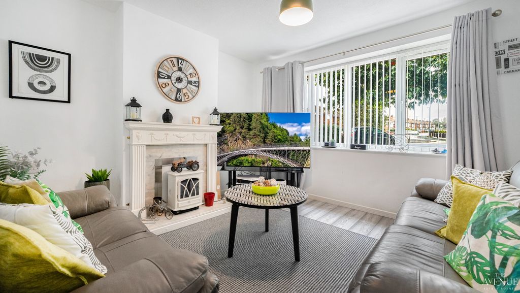 Property photo 2 of 15 3408064