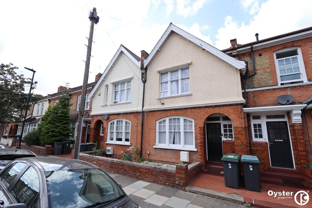 Property photo 1 of 16