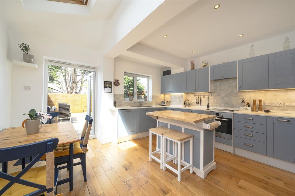 Property photo 2 of 16 2.Jpg