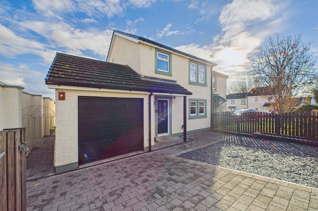 Property photo 1 of 22