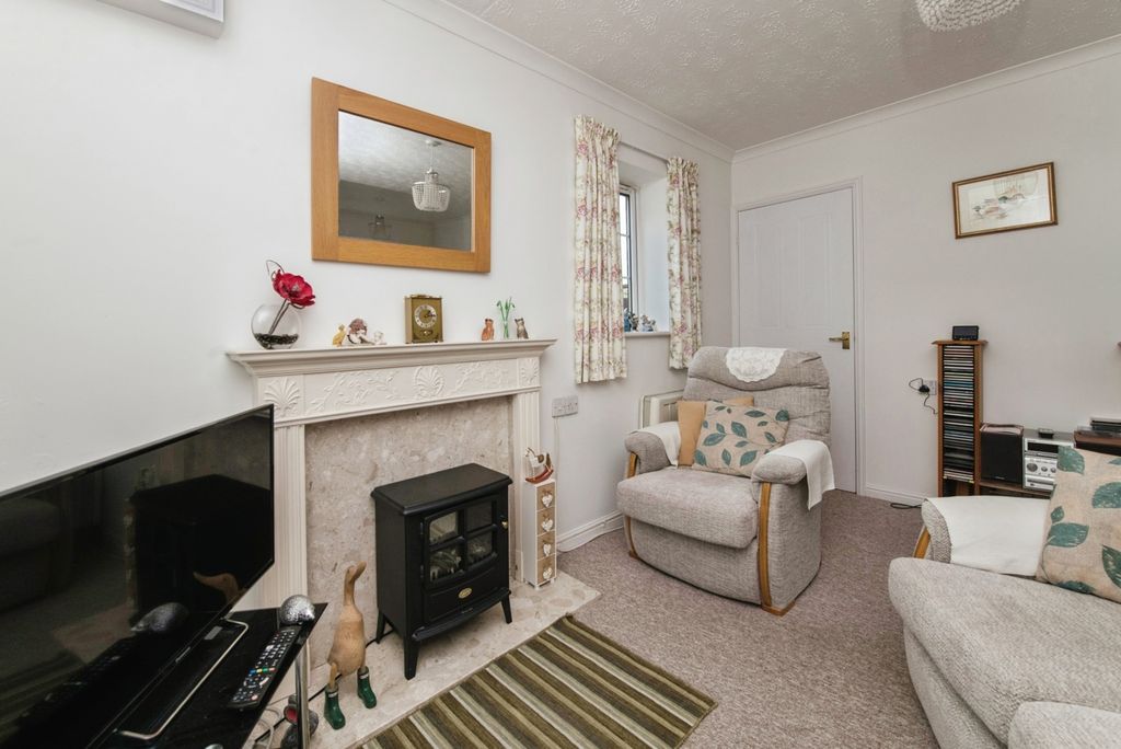 Property photo 2 of 17 Pbox-Img.Jpg