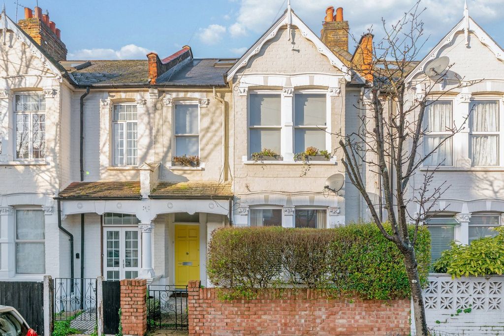 Property photo 2 of 13