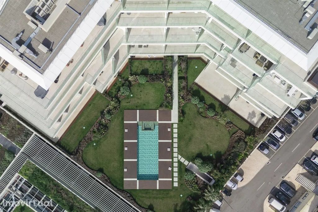 Property photo 3 of 44