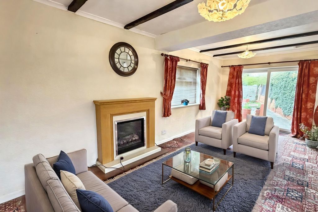 Property photo 2 of 12 5052183