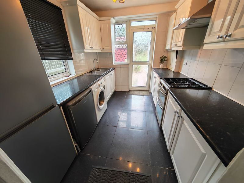 Property photo 2 of 14 Photo 11