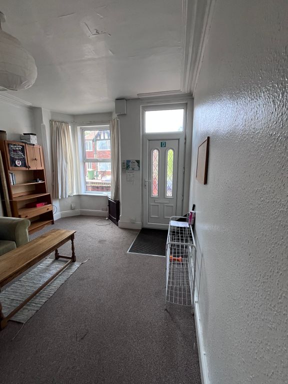 Property photo 2 of 12 Img_9215