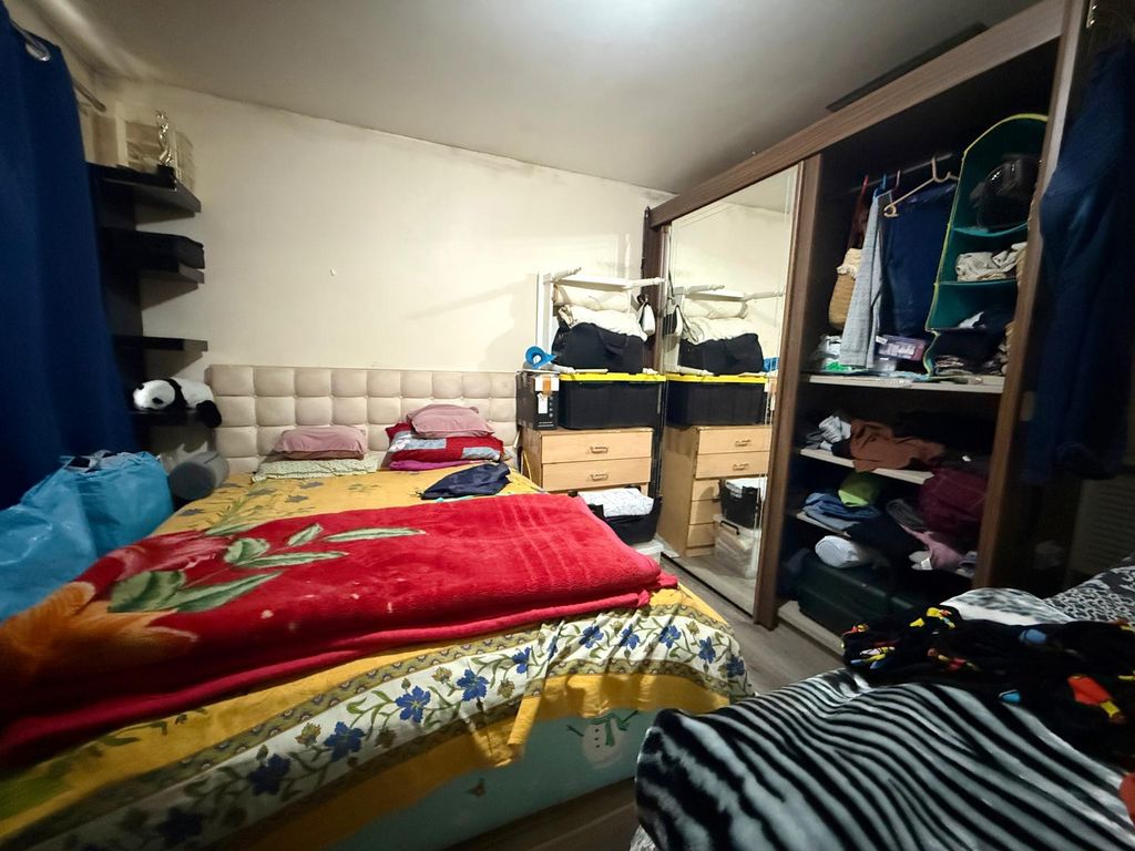 Property photo 1 of 4