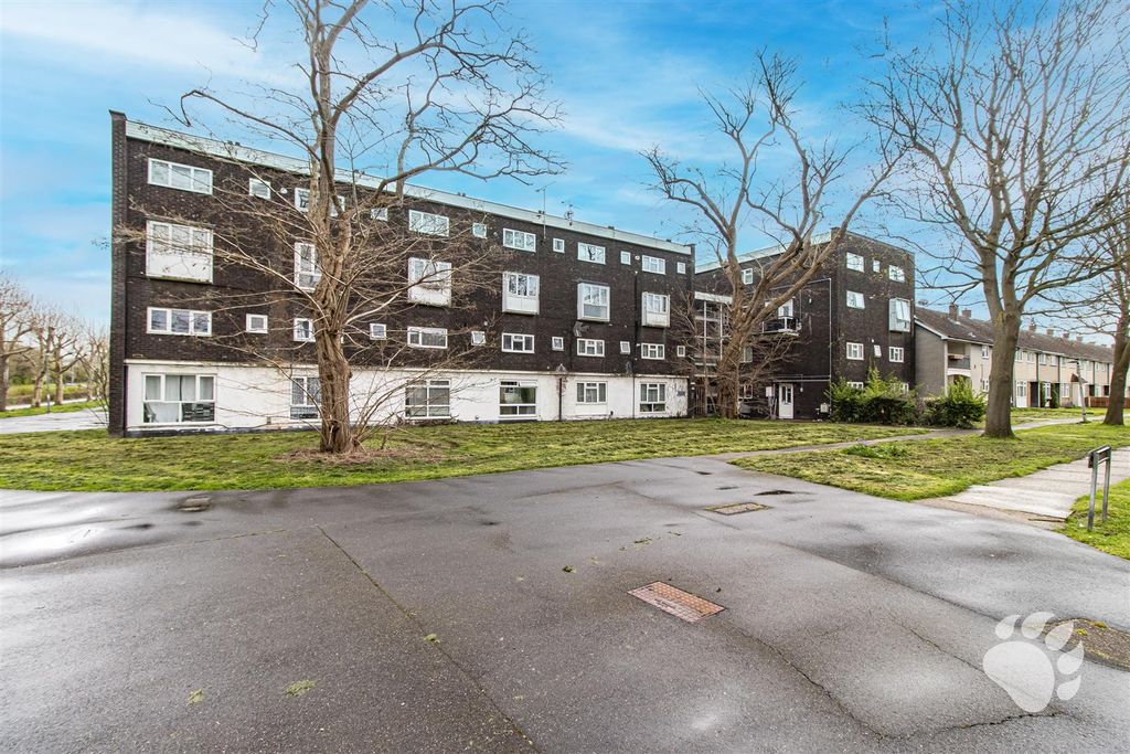 Property photo 1 of 15 Front