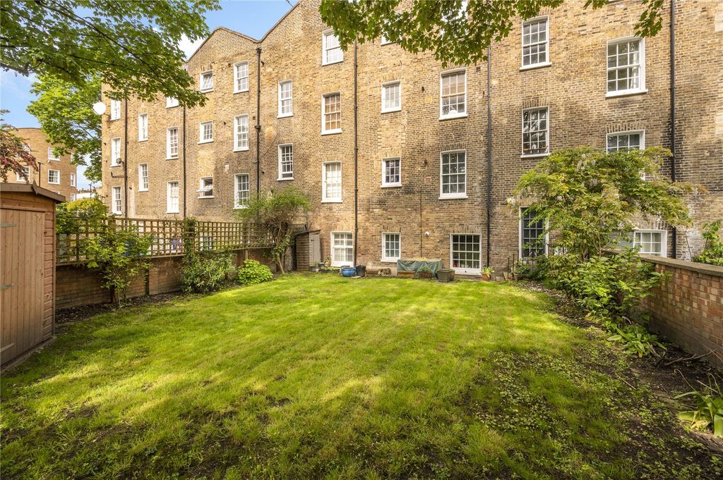 Property photo 3 of 15