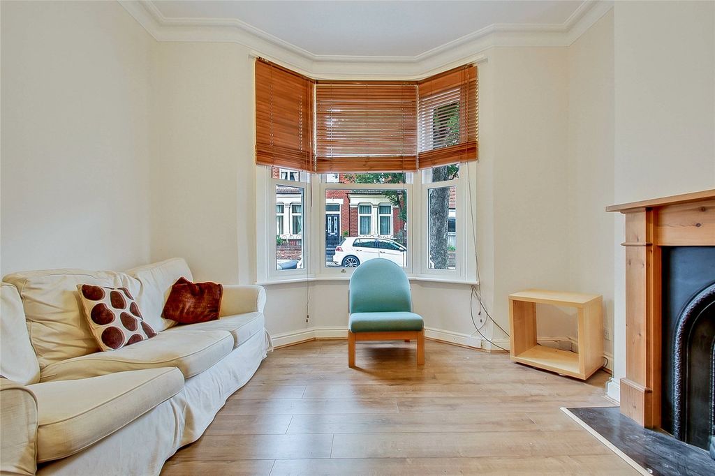 Property photo 3 of 10 Picture No. 17