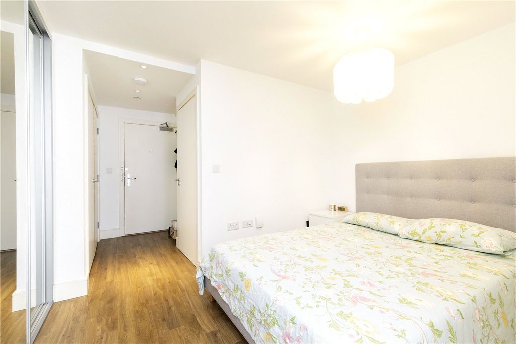 Property photo 2 of 15 Picture No. 08