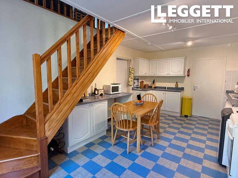 Property photo 3 of 10