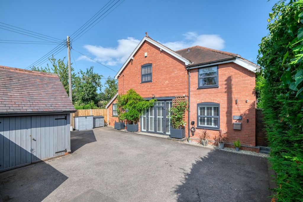Property photo 1 of 24