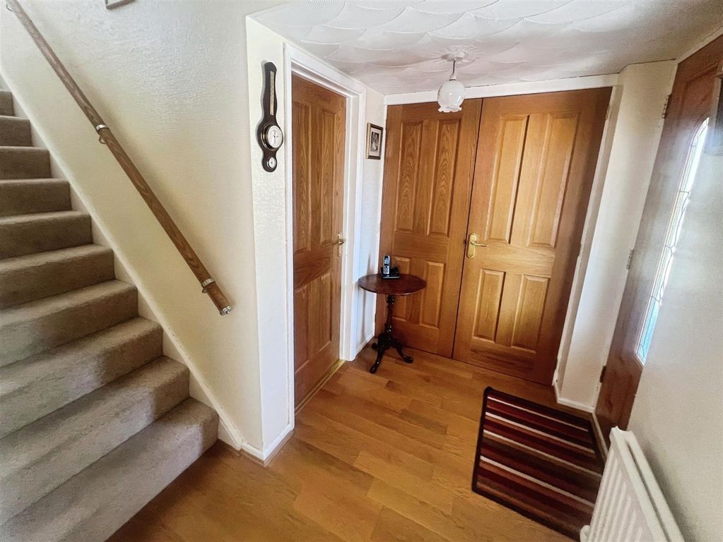 Property photo 2 of 16 Hall Entrance