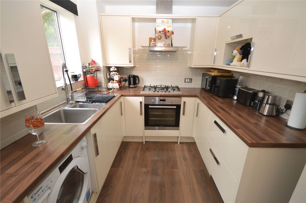 Property photo 3 of 12 Picture No. 05