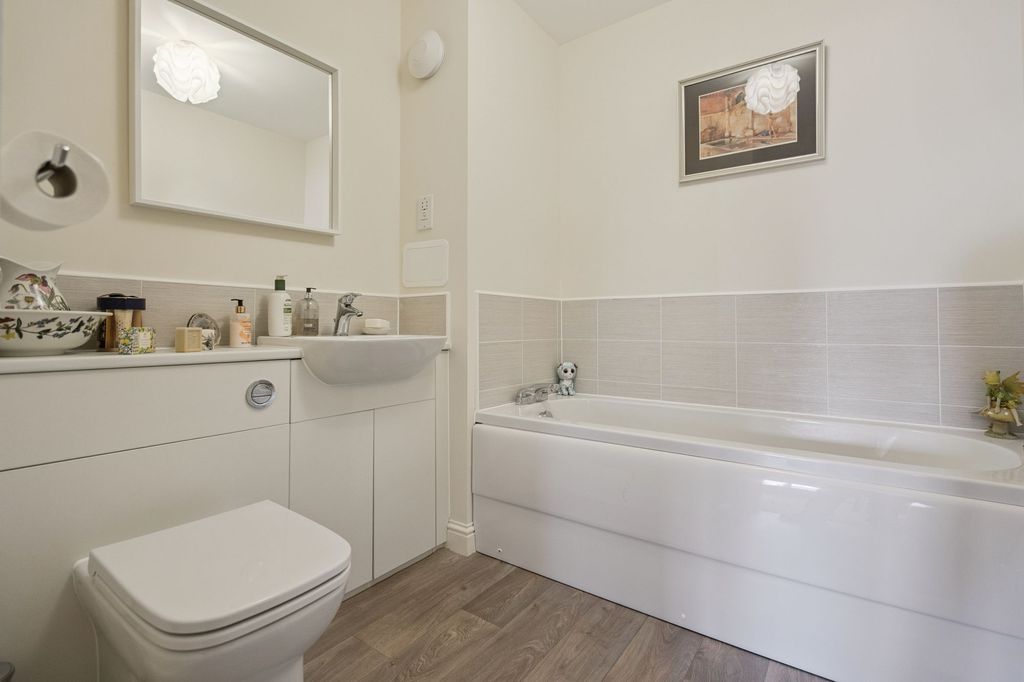 Additional image 13 of 2 bed flat for saleRollock Street, Stirling FK8