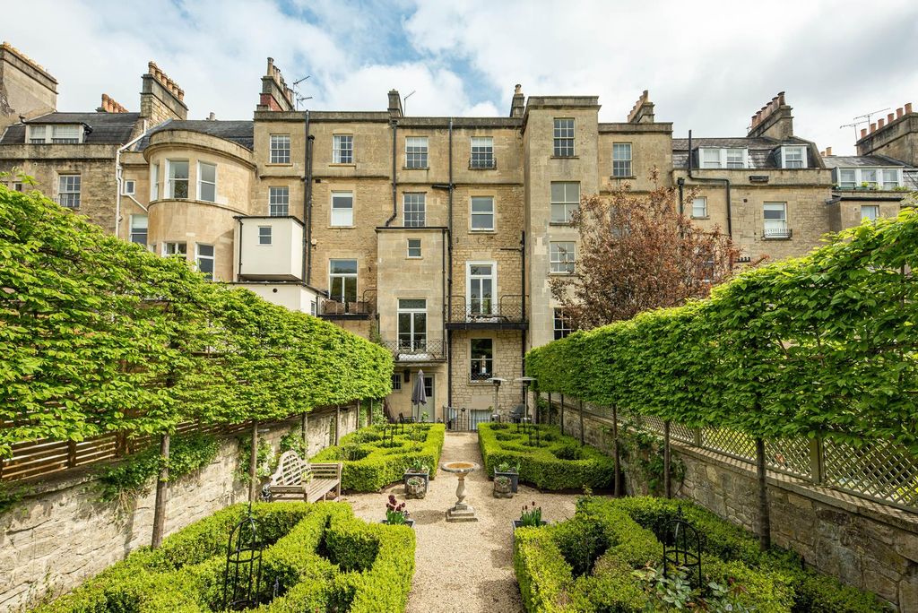 Additional image 4 of 3 bed town house for saleSt James's Square, Bath, Somerset BA1