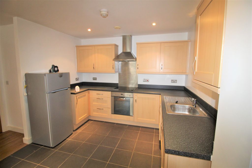 Property photo 3 of 6