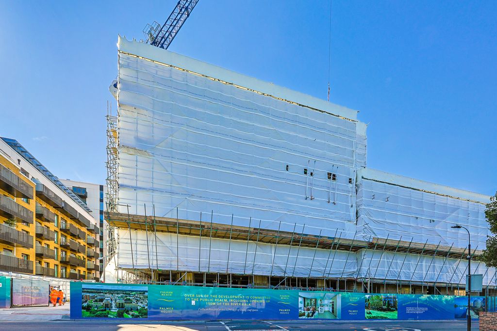 Property photo 2 of 8 Picture No. 18