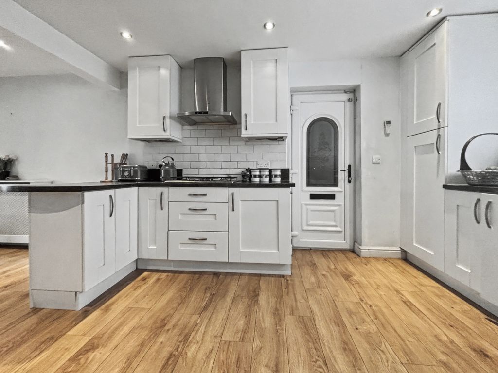 Additional image 4 of 4 bed detached house for saleCope Park, Almondsbury, Bristol, Gloucestershire, Gb BS32
